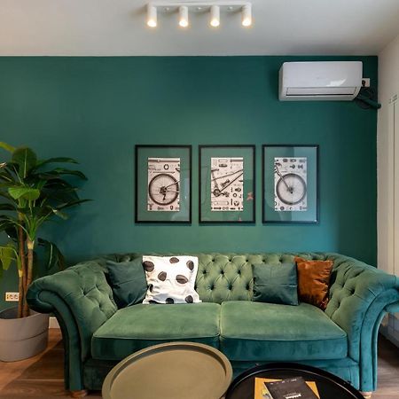 Downtown Retreat: Spacious 2-Br By Unirii Square Bucureşti Eksteriør bilde