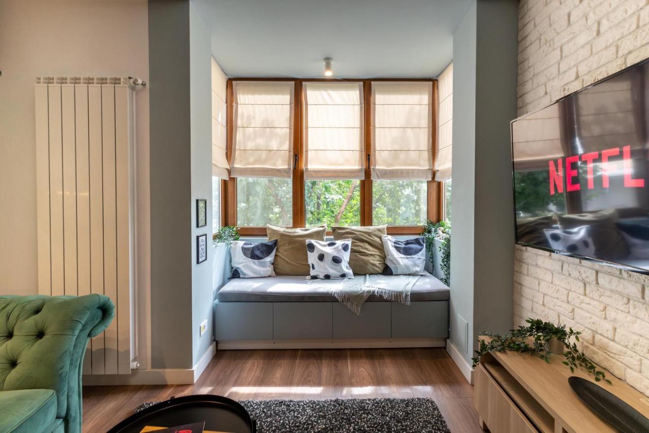 Downtown Retreat: Spacious 2-Br By Unirii Square Bucureşti Eksteriør bilde